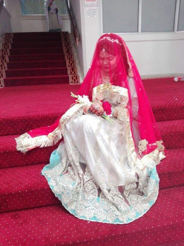 Exquisite Nikaah Gown for a Timeless Bridal Look